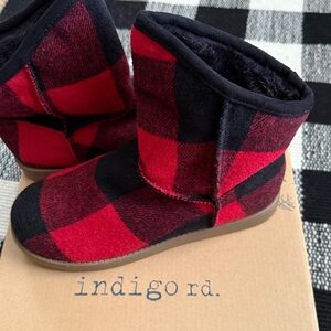 Indigo Rd. Women’s Iraylee Faux Fur Ankle Buffalo Check Boots Size 6 NIB